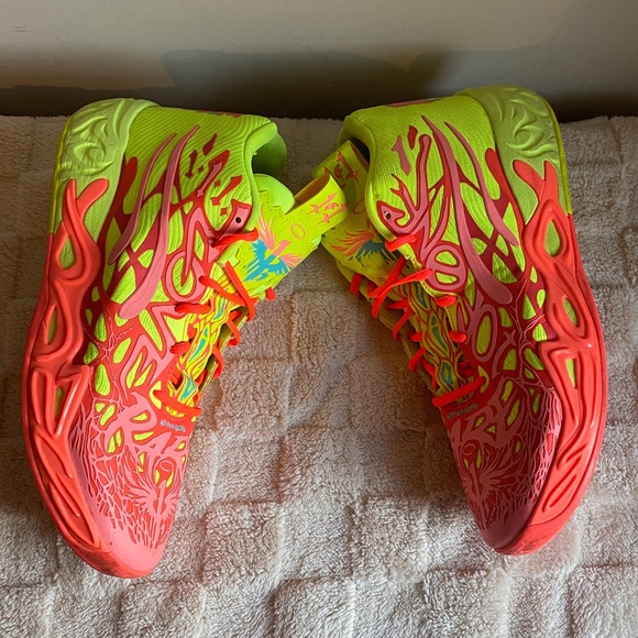 Puma Neon Pink and Yellow Athletic Shoes - Picture 4 of 11